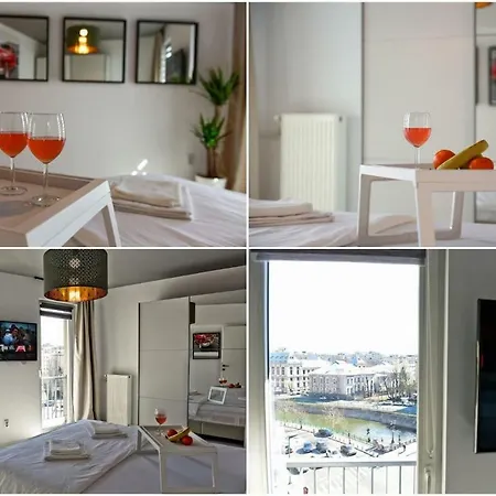 Апартаменти Old Town River View 123